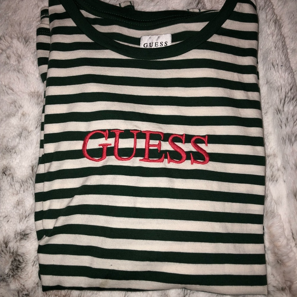 Guess men’s striped t-shirt